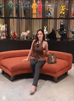 Sintia - escort in Jakarta Photo 3 of 6