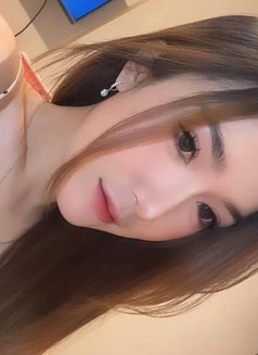 Sintia - escort in Surabaya Photo 2 of 3
