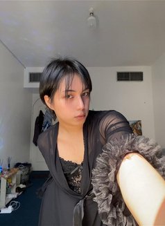 Siobe - Transsexual escort in Abu Dhabi Photo 3 of 4