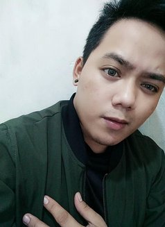 Sioni for You Only - Acompañantes masculino in Manila Photo 3 of 5