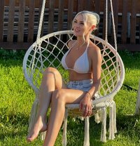 Sirelle - puta in Tbilisi