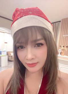 Siri - puta in Jubail Photo 5 of 7