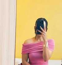 Hand cash service available here - puta in Kathmandu