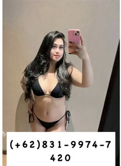 Sisca Hot Service for Sastify - puta in Jakarta Photo 2 of 12