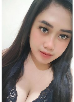 Sisca Hot Service for Sastify - puta in Jakarta Photo 5 of 12