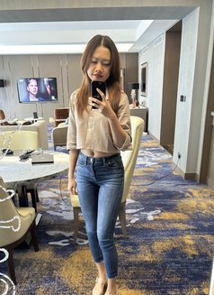 Sisca - escort in Jakarta Photo 7 of 9