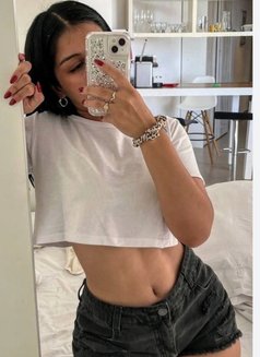 Sise - puta in Erbil Photo 1 of 2