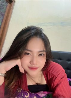 Sishi - escort in Bali Photo 2 of 5