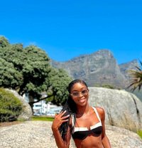 Sisi - escort in Bali