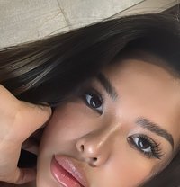 Sísí - escort in Okinawa Island