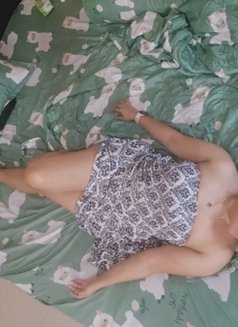 Sisila - masseuse in Bali Photo 17 of 20