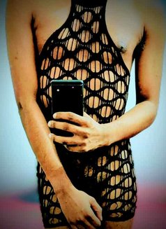 Sissy Crossdresser and slave boy - Male dominatrix in Colombo Photo 2 of 6