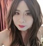Sissy Leah - Transsexual escort in Singapore Photo 1 of 3