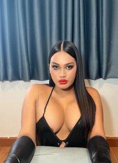 MISS C. SUCK AND FUCK/SUBDOM ROLEPLAY - Transsexual escort in Bangkok Photo 11 of 22