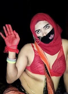 Sissy Nova - Transsexual escort in Dhaka Photo 13 of 17