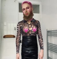 Sissydatsimp - Male escort in Berlin