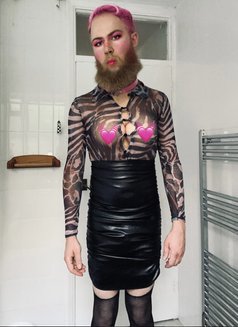 Sissydatsimp - Male escort in Berlin Photo 7 of 16