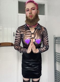 Sissydatsimp - Acompañantes masculino in Berlin Photo 3 of 13