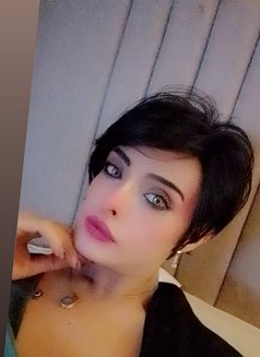 Sissygo - Transsexual escort in Riyadh Photo 6 of 7