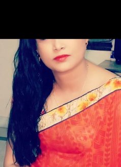 Sissyreena - escort in New Delhi Photo 2 of 5