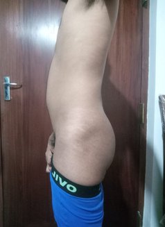 Sithum, Service For Ladies - Male escort in Colombo Photo 5 of 6