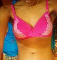 Sithumi Independent - escort in Colombo