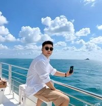 Siubai - Male escort in Hong Kong