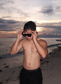 Siv - Male escort in Taipei Photo 1 of 9