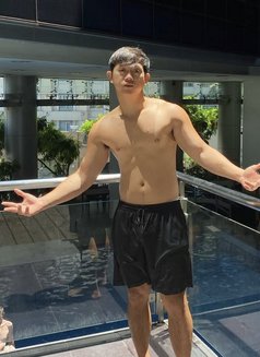 Young_siv - Male escort in Manila Photo 2 of 9