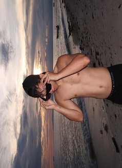 Siv New - Male escort in Manila Photo 5 of 8