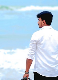 Sivaprasanth - Male escort in Chennai Photo 1 of 2