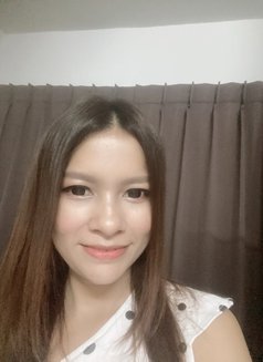 Siwan - escort in Bangkok Photo 7 of 9