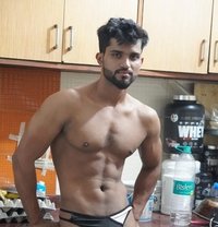 Six Pack - Male escort in New Delhi