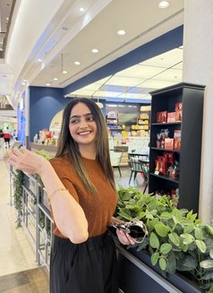 Siya 21y From India Original Pictures - puta in Dubai Photo 1 of 5