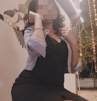 Siya꧁ Cam & Real meet ꧂, escort - puta in Ahmedabad