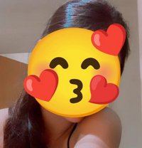 Siya Cam Show and Real Meet - puta in Chennai