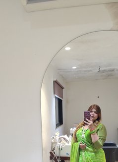 Siya - escort in Chennai Photo 7 of 7