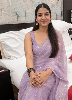 Siya Independent Cam or Real Meet - escort in Hyderabad Photo 2 of 3