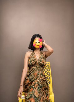 Siya - escort in Bangalore Photo 2 of 6