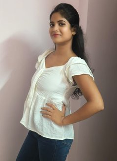 Siya - escort in Noida Photo 5 of 5