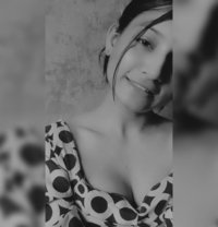 Siya - Transsexual escort in New Delhi