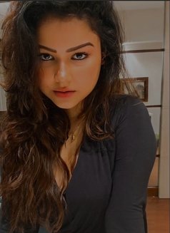 Siya - escort in Pune Photo 7 of 10