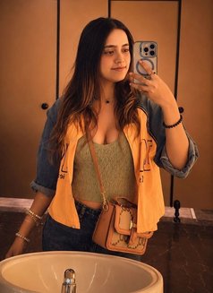 Siya - escort in Pune Photo 2 of 12