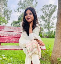 Siya Singh real meet & cam available - puta in Chennai