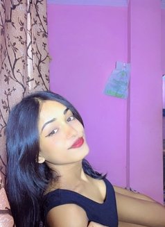 Cam session and pron videos - Transsexual escort in Hyderabad Photo 18 of 27