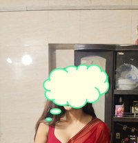 Siyaaa - puta in Thane