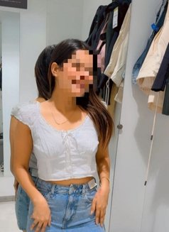 Siyani - escort in Mumbai Photo 3 of 12