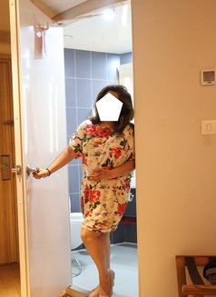 Sizzling Debolina - escort in Kolkata Photo 4 of 5