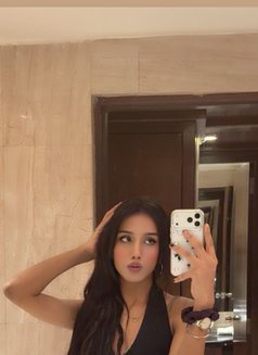Sizzyy - Acompañantes transexual in Gurgaon Photo 1 of 12