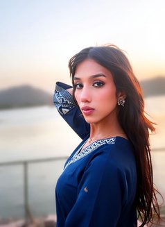 Sizzyy - Acompañantes transexual in Gurgaon Photo 6 of 12